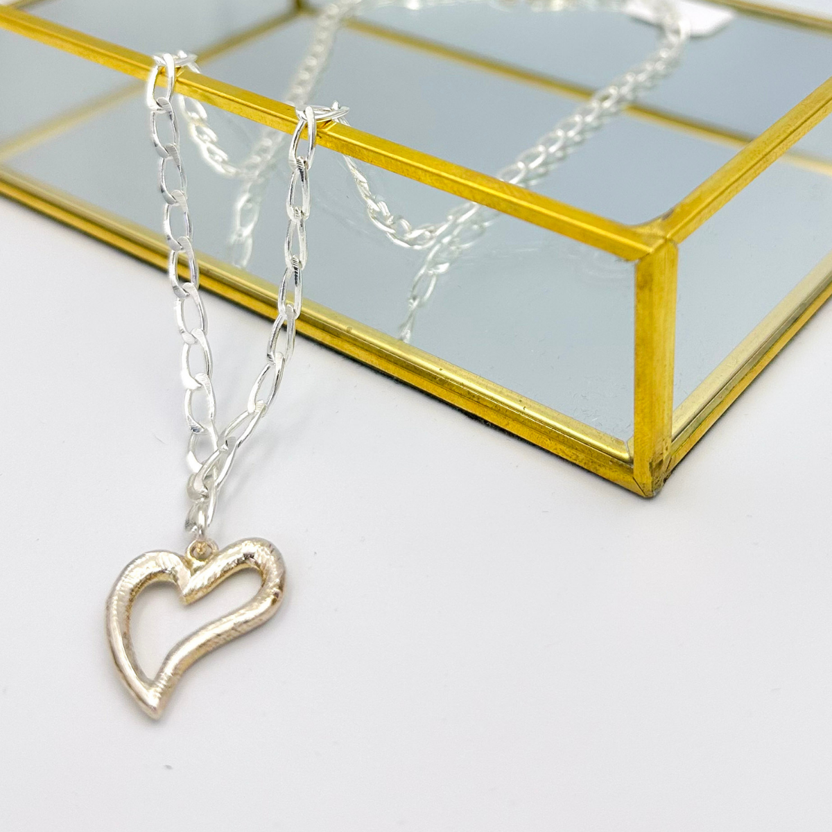 Collar Corazon organico