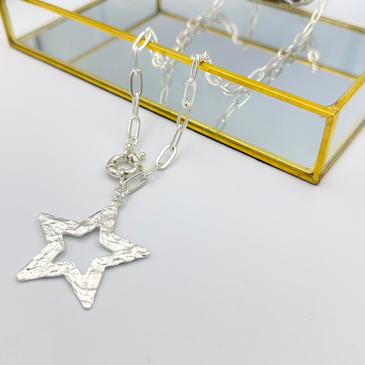 Collar Estrella Martillada