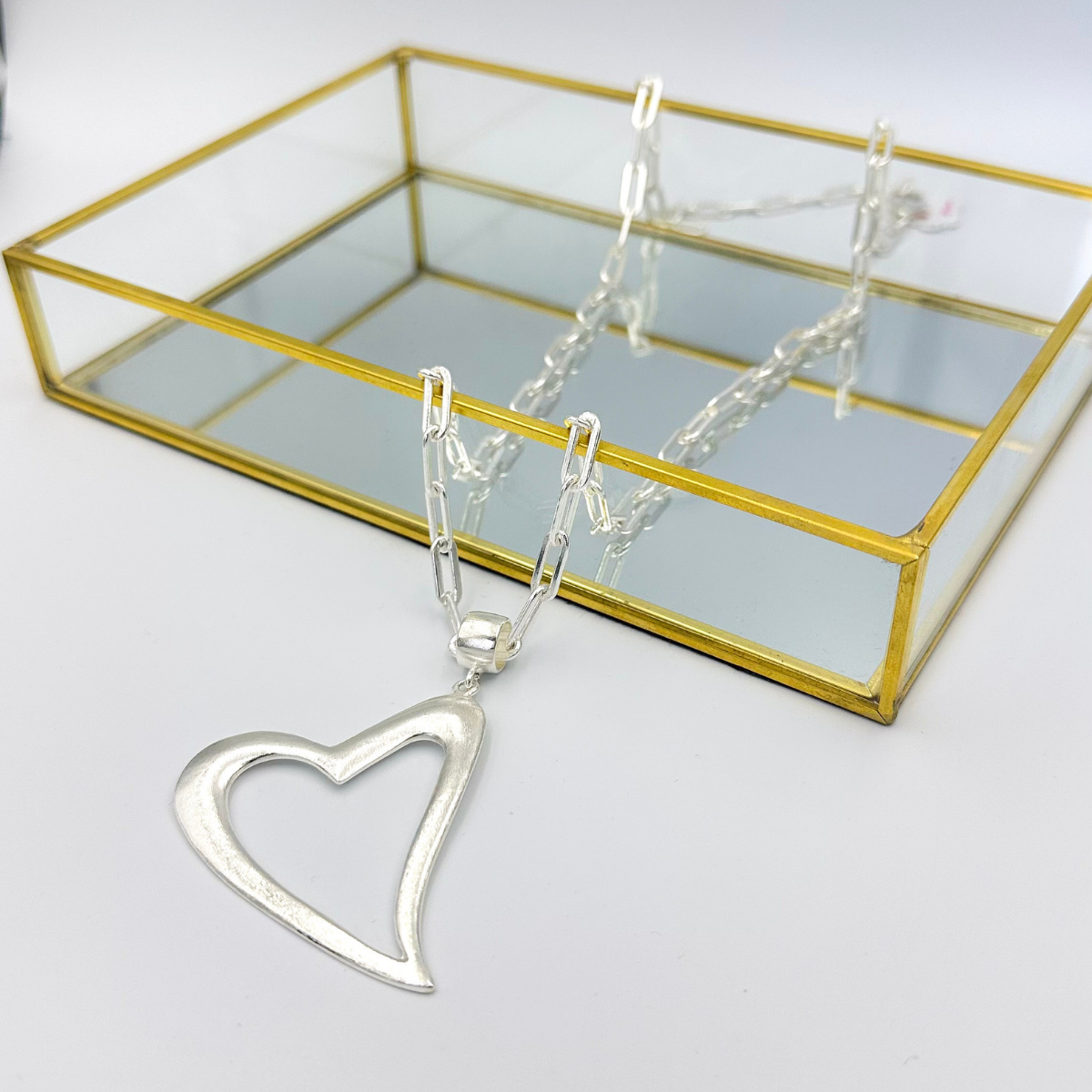 Collar Corazon inclinado